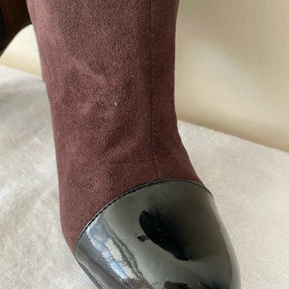 Boot - Picture 5 of 5